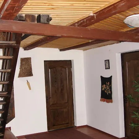Ada 1 Guest house 2*