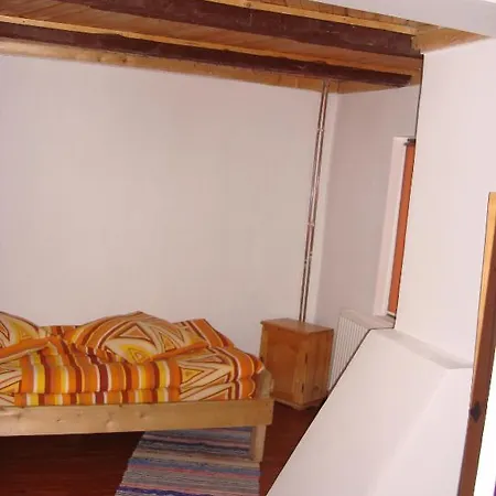 Guest house Ada 1 Vartop